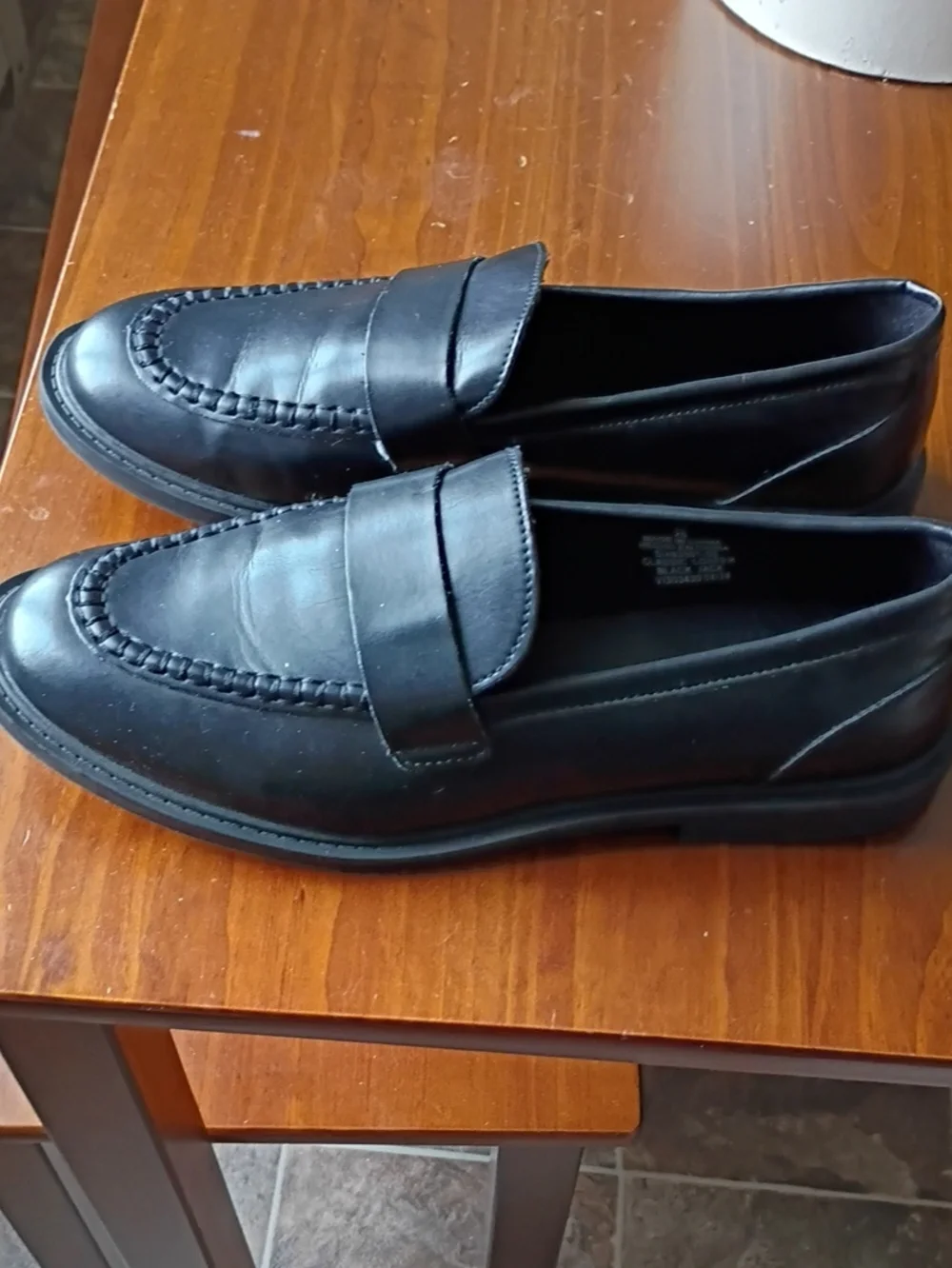 Old Navy Classic Black Men’s Penny Loafers